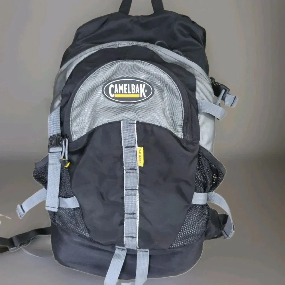 CamelBak Trailblazer Hydration Backpack Reservoir Hiking Biking Outdoor Pack